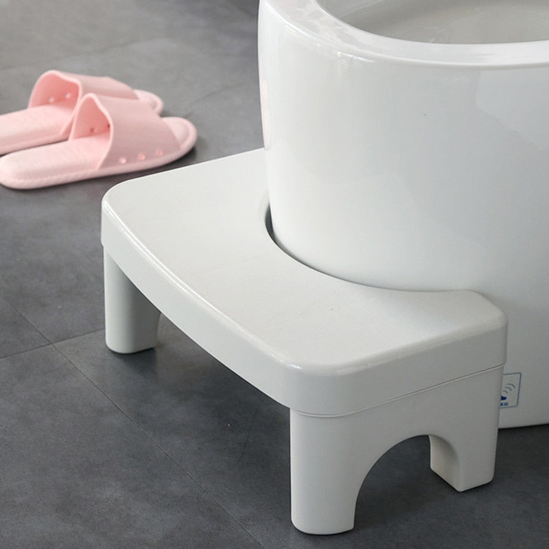 Accessoire ergonomie : le tabouret réhausseur physiologique pour toilettes